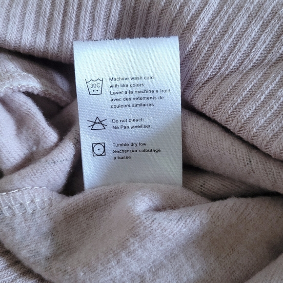 Chaser Skull💀 and Hearts💕 Sweatpants - NWT - Picture 8 of 13